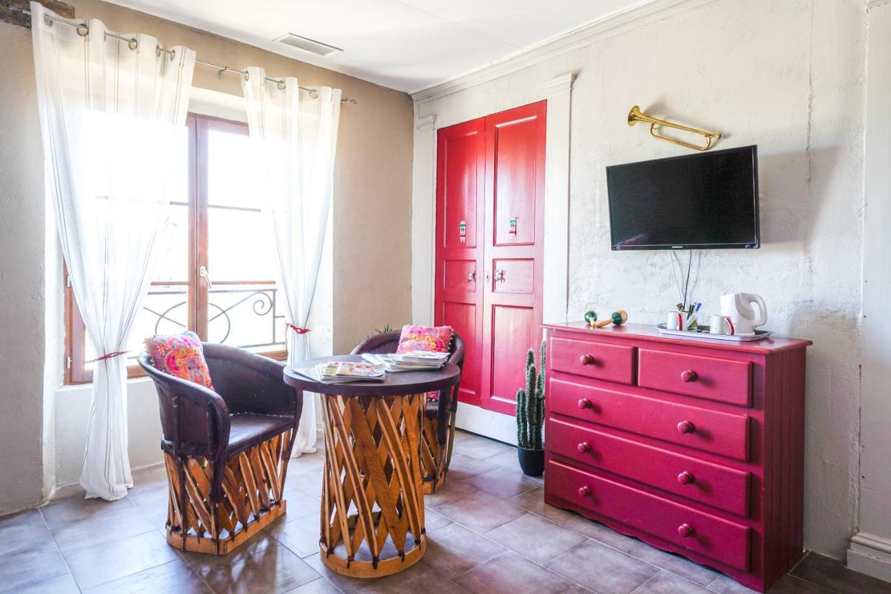 Le Mas D'Anjou Hotel Tigné Buitenkant foto